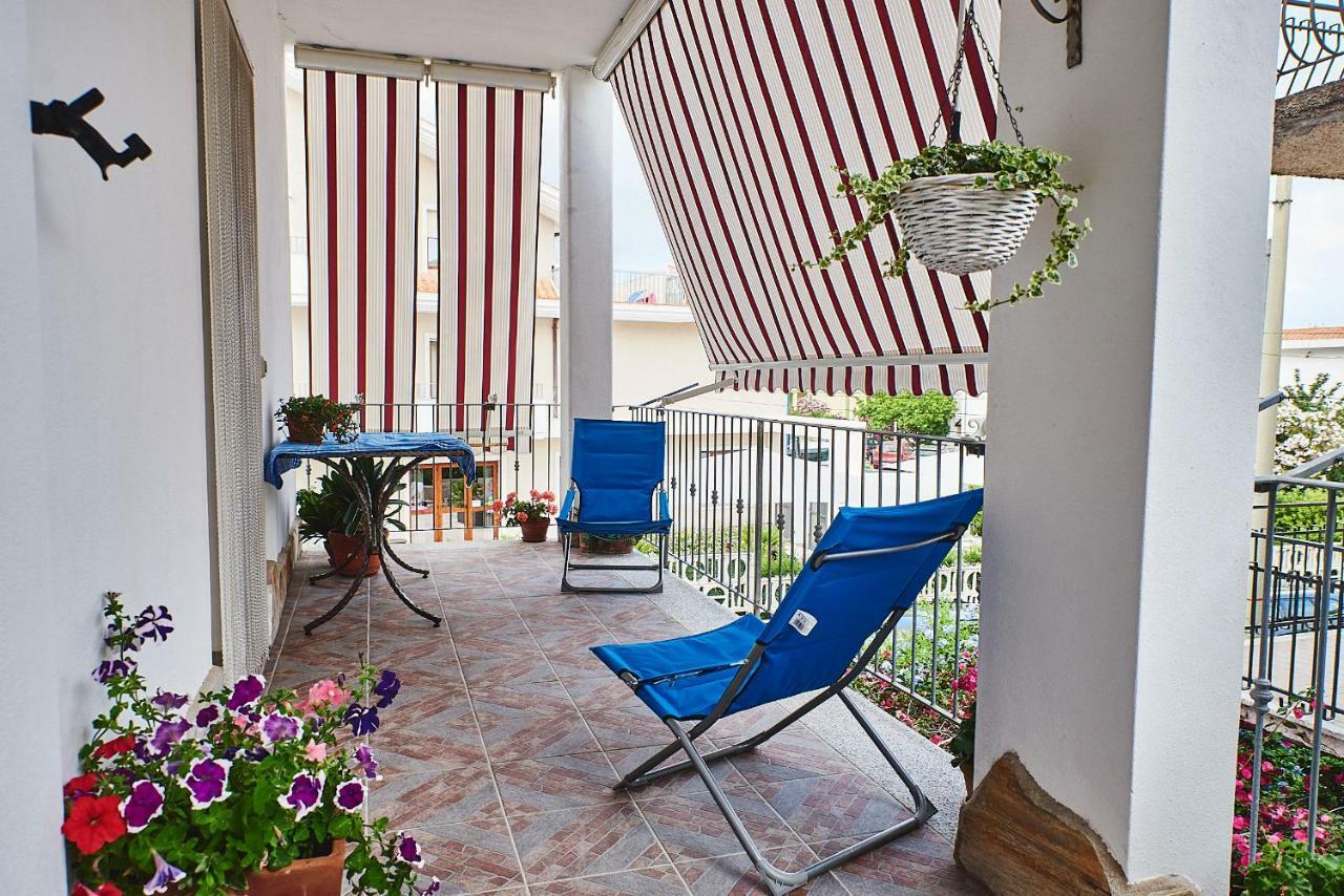 5 Min Front The Beach - Cala Luna House Cala Gonone Exterior foto